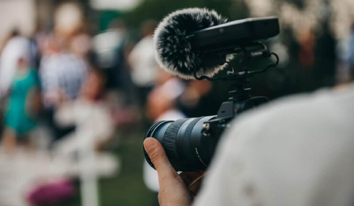 Snapshot Success: How to Record and Capture Memorable Corporate Event ...