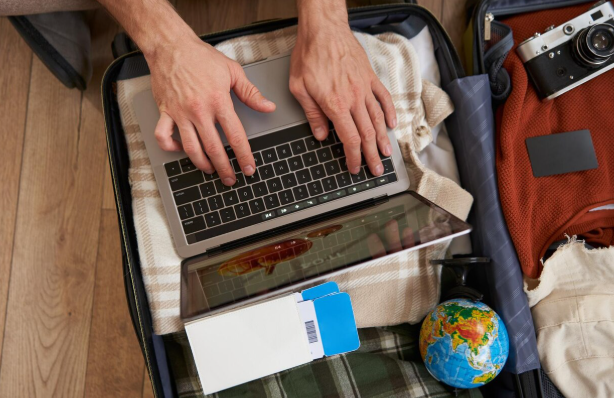How Luggage Tags Evolved with the Rise of Global Travel