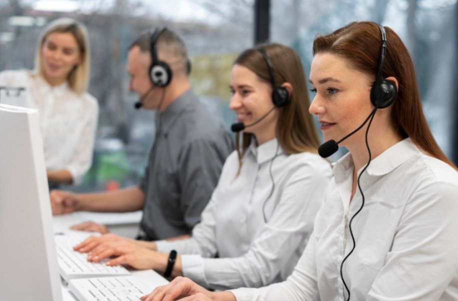 How To Choose Right VoIP Phone System For Your Small Business 