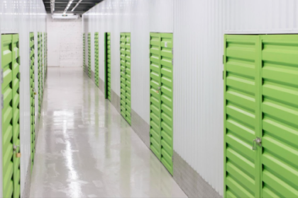 How Storage in Singapore Improves Efficiency in Challenging Conditions